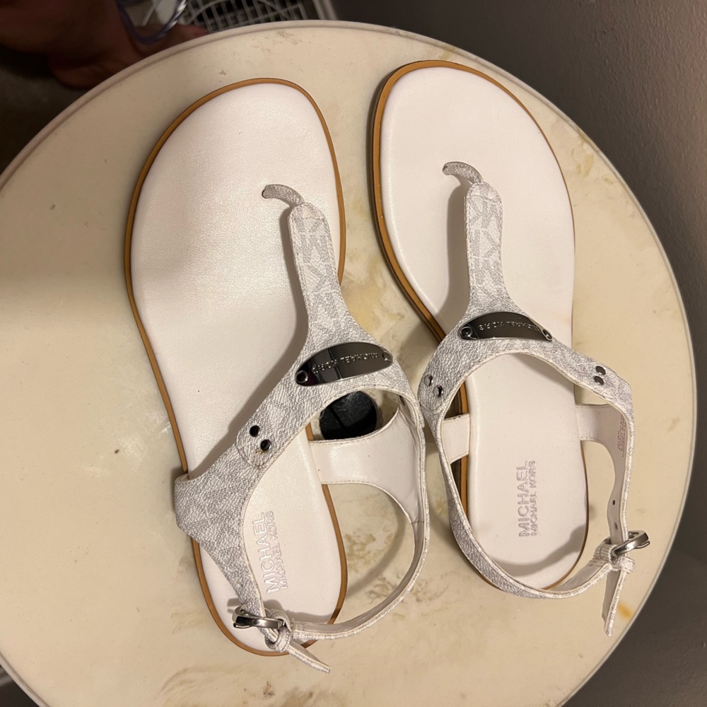 Michael Kors logo plaque  sandal woman 7.5 white